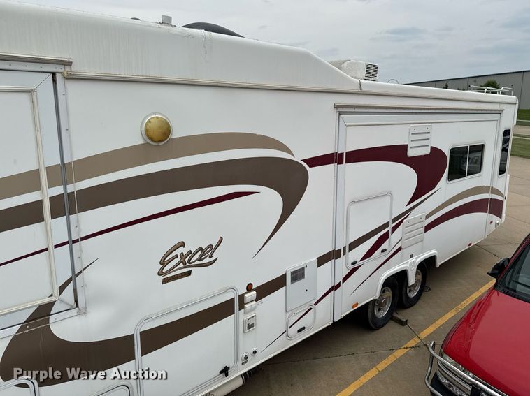 image for item EC7987 2007 Excel L36TKE camper