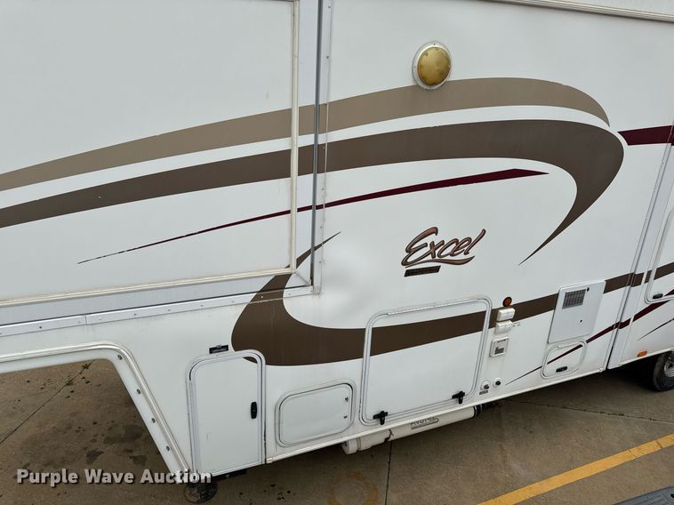 image for item EC7987 2007 Excel L36TKE camper