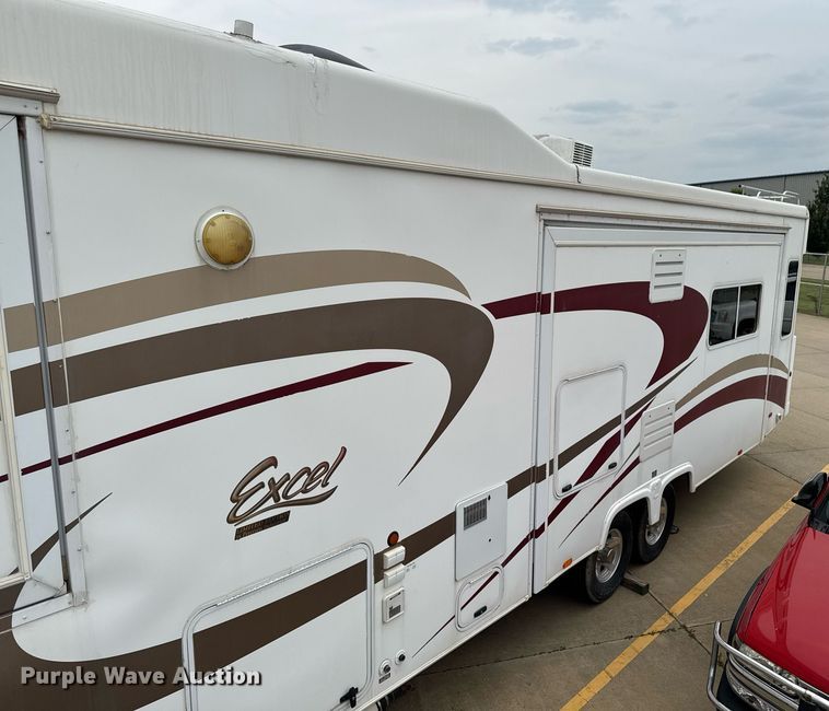 image for item EC7987 2007 Excel L36TKE camper