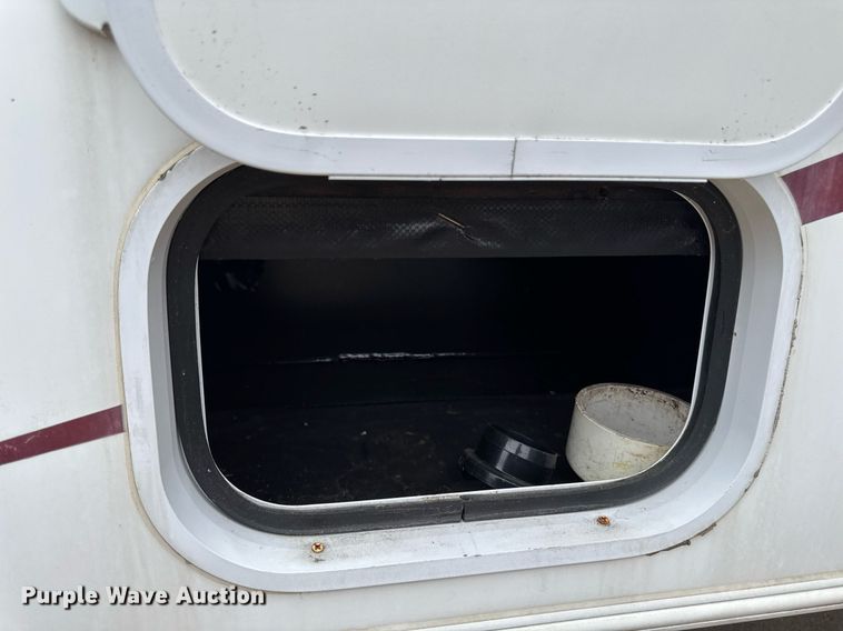 image for item EC7987 2007 Excel L36TKE camper