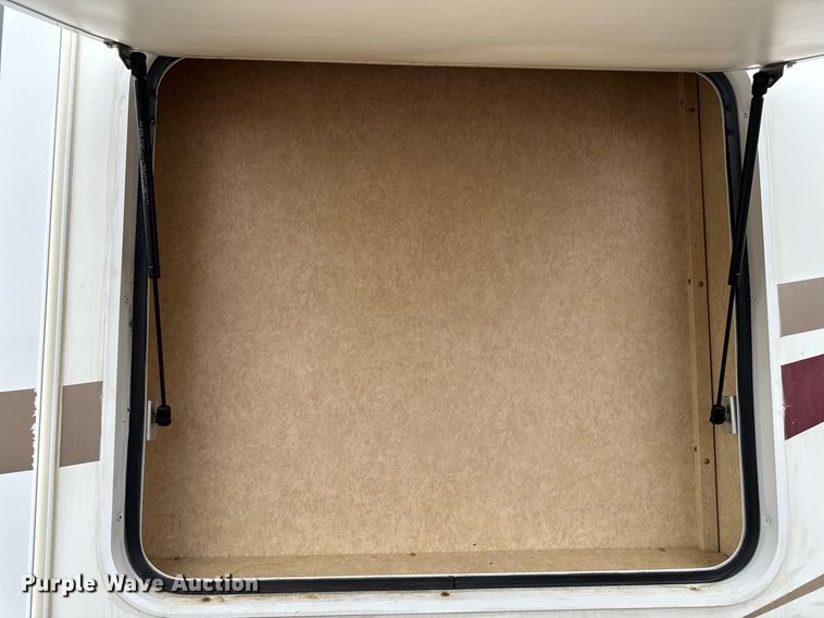 image for item EC7987 2007 Excel L36TKE camper