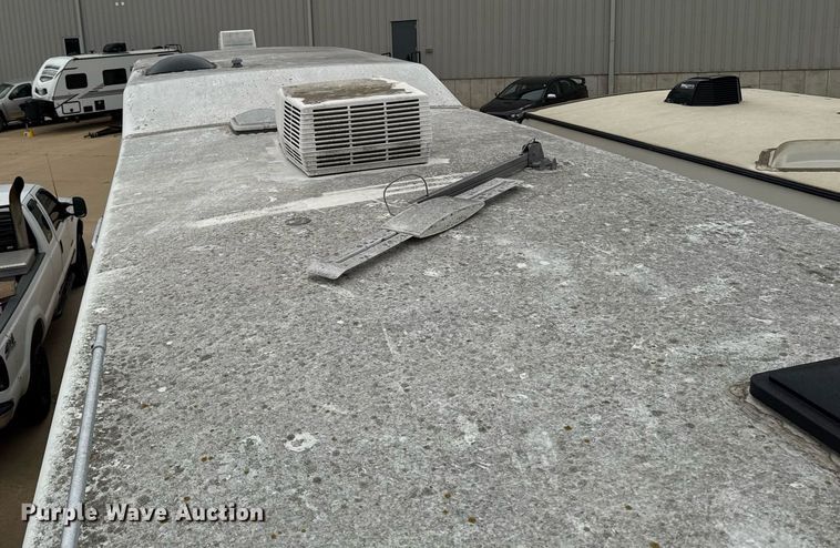 image for item EC7987 2007 Excel L36TKE camper