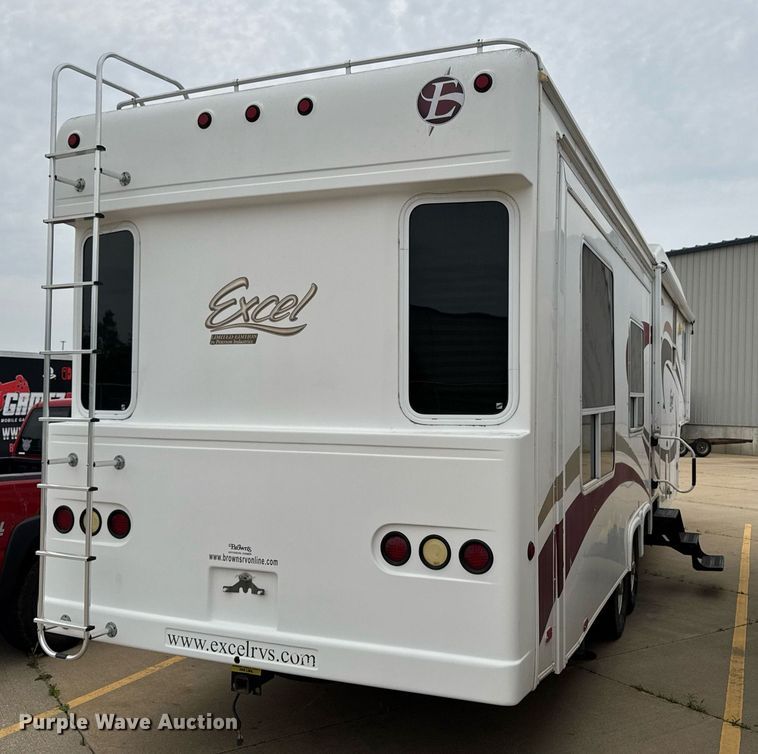 image for item EC7987 2007 Excel L36TKE camper