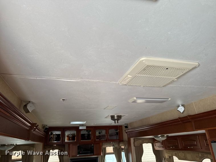 image for item EC7987 2007 Excel L36TKE camper