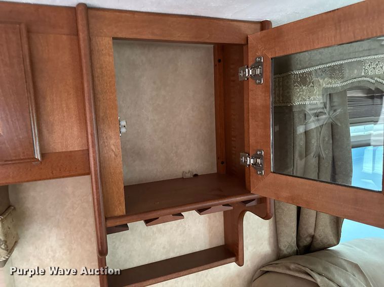 image for item EC7987 2007 Excel L36TKE camper