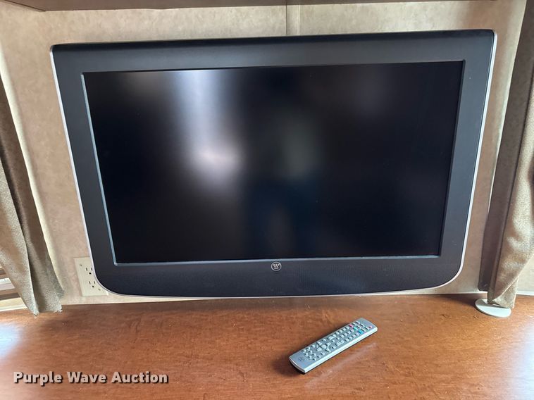 image for item EC7987 2007 Excel L36TKE camper