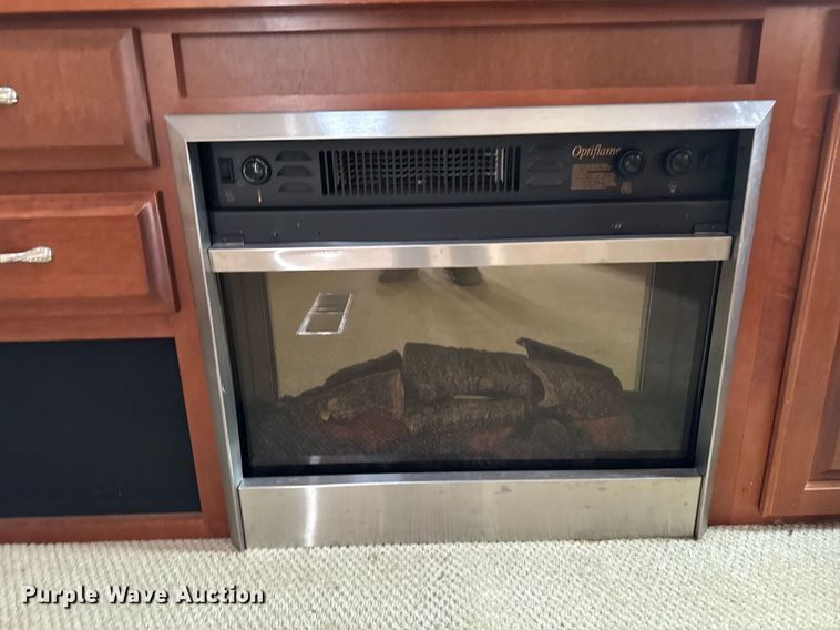 image for item EC7987 2007 Excel L36TKE camper