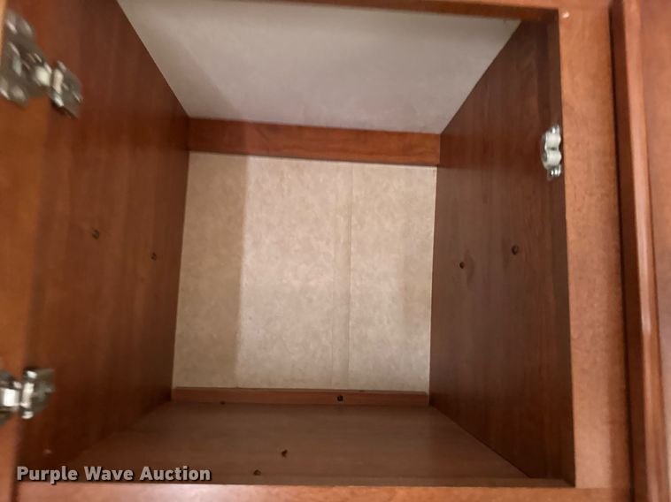 image for item EC7987 2007 Excel L36TKE camper