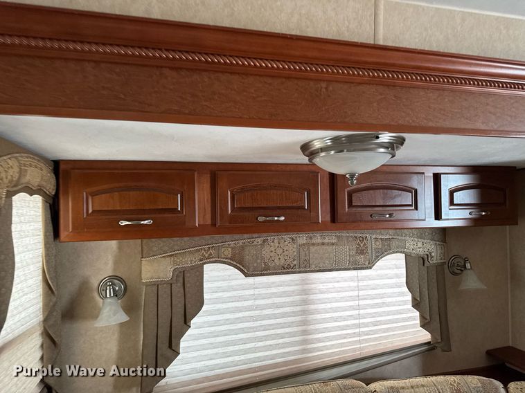 image for item EC7987 2007 Excel L36TKE camper