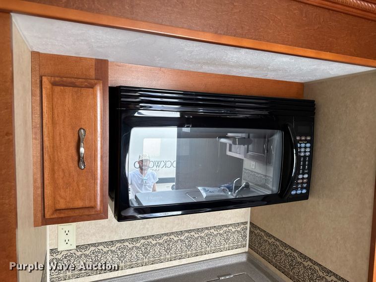 image for item EC7987 2007 Excel L36TKE camper