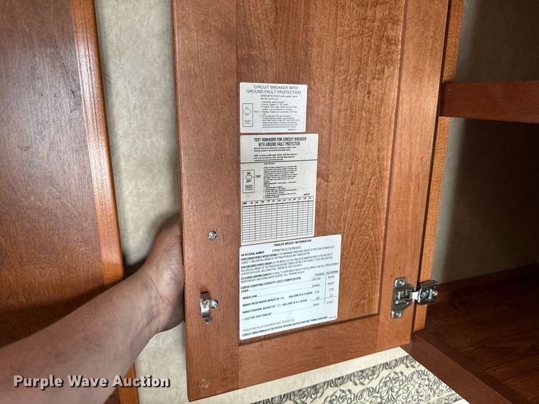 image for item EC7987 2007 Excel L36TKE camper