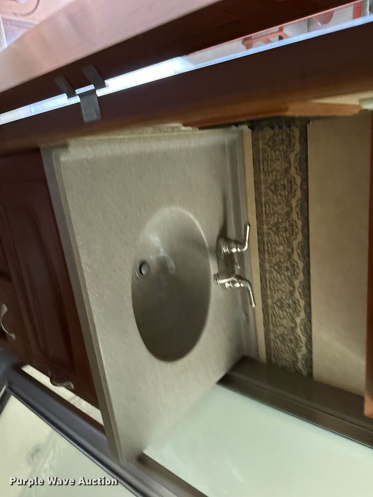 image for item EC7987 2007 Excel L36TKE camper