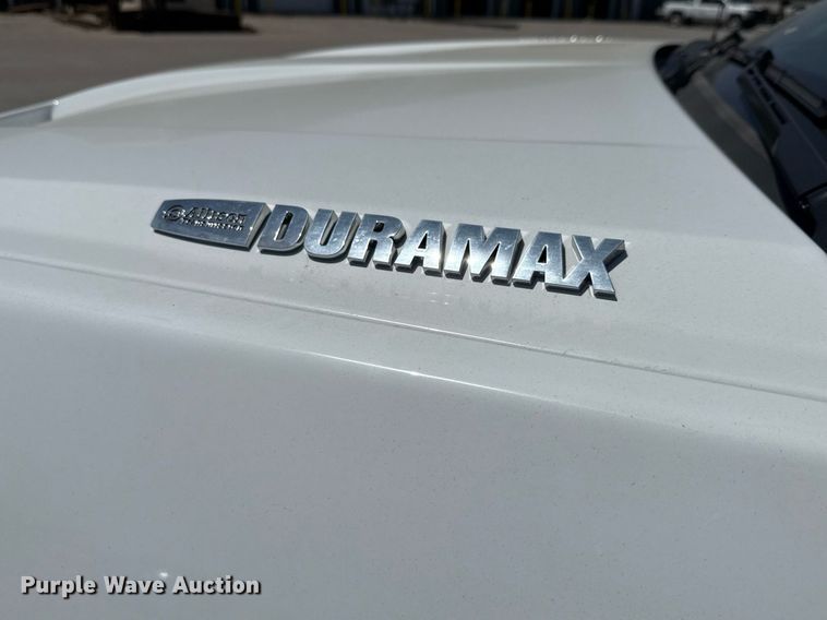 image for item ED5579 2023 Chevrolet  Silverado 6500HD rollback truck