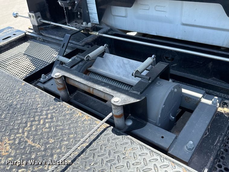 image for item ED5579 2023 Chevrolet  Silverado 6500HD rollback truck