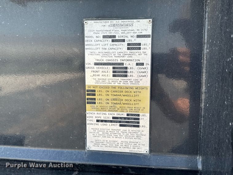 image for item ED5579 2023 Chevrolet  Silverado 6500HD rollback truck