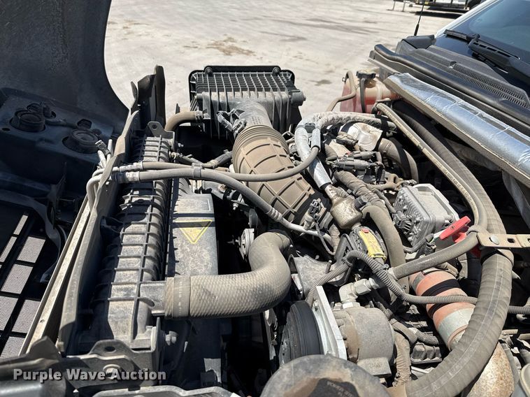 image for item ED5579 2023 Chevrolet  Silverado 6500HD rollback truck