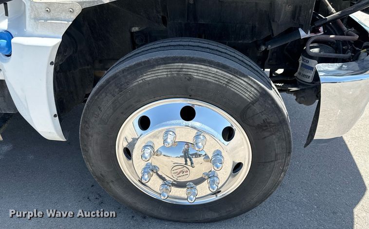 image for item ED5579 2023 Chevrolet  Silverado 6500HD rollback truck