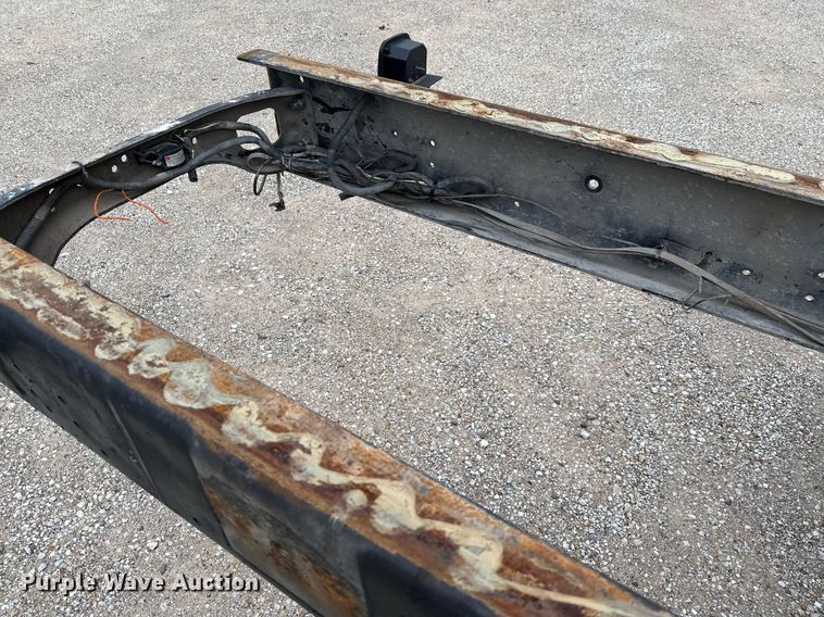 image for item ED5613 2009 Freightliner M2  truck cab and chassis