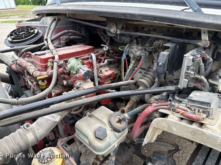 image for item ED5613 2009 Freightliner M2  truck cab and chassis