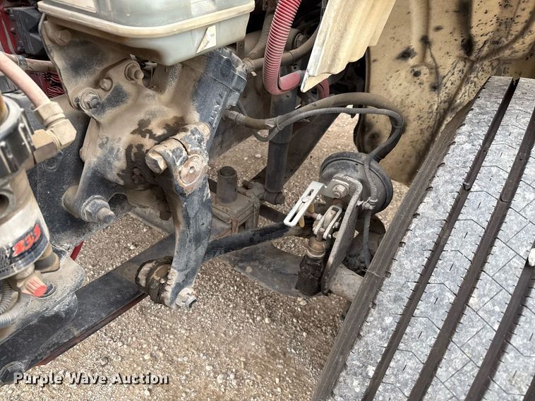 image for item ED5613 2009 Freightliner M2  truck cab and chassis