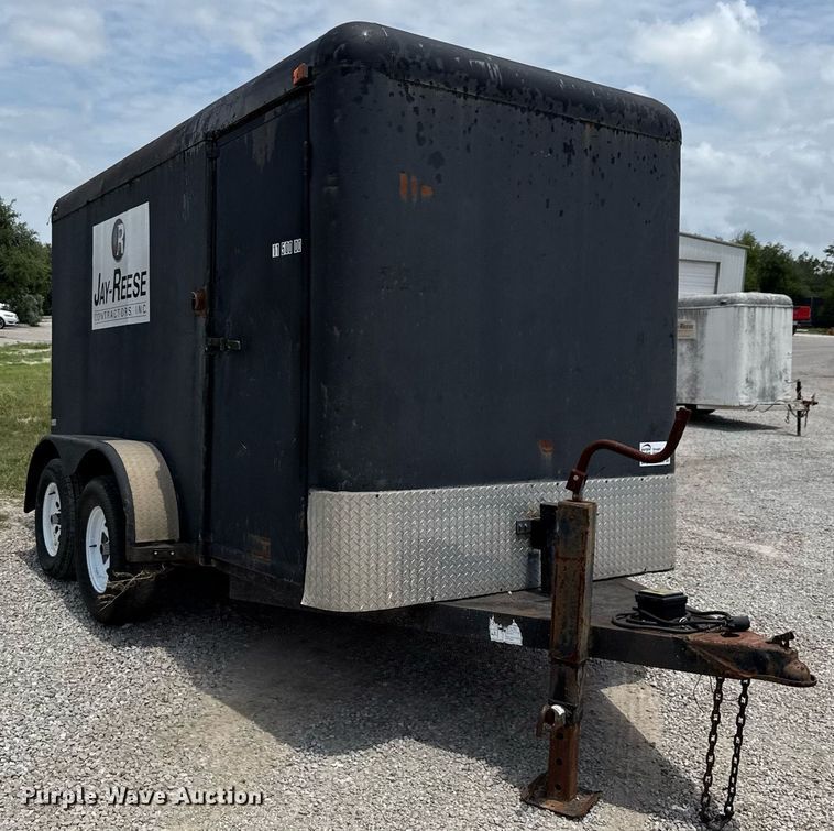 image for item ED5684 2002 W-W enclosed cargo trailer