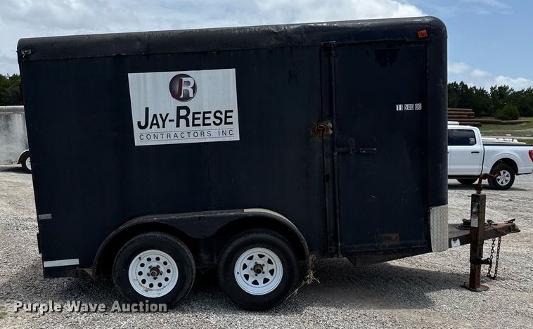 image for item ED5684 2002 W-W enclosed cargo trailer