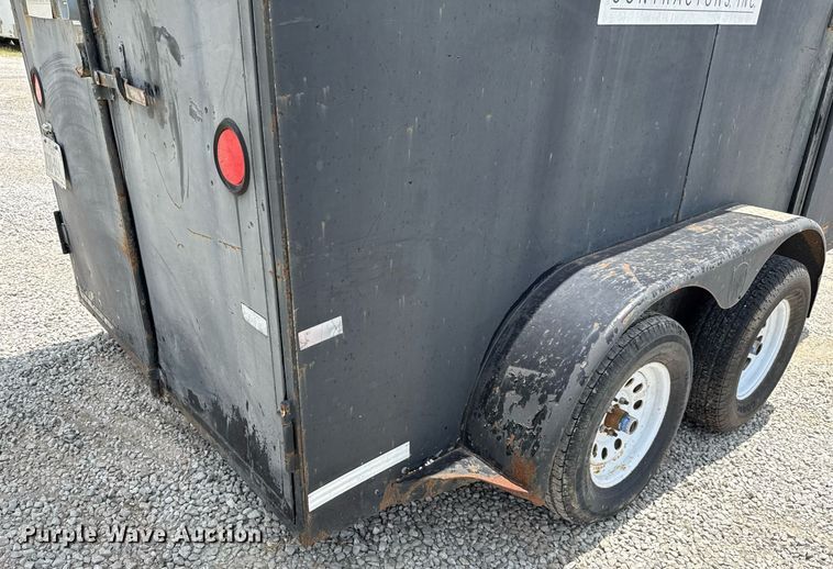 image for item ED5684 2002 W-W enclosed cargo trailer