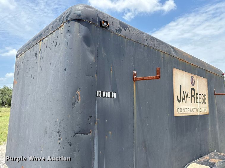 image for item ED5684 2002 W-W enclosed cargo trailer