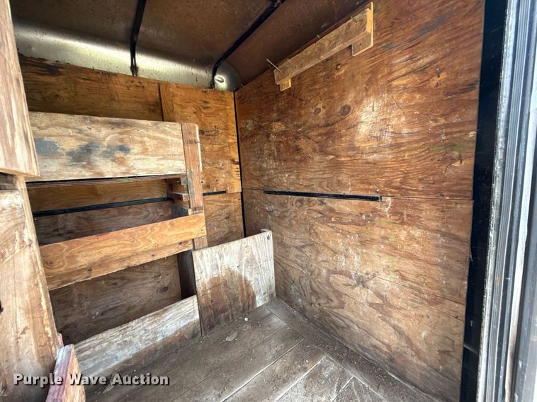 image for item ED5684 2002 W-W enclosed cargo trailer