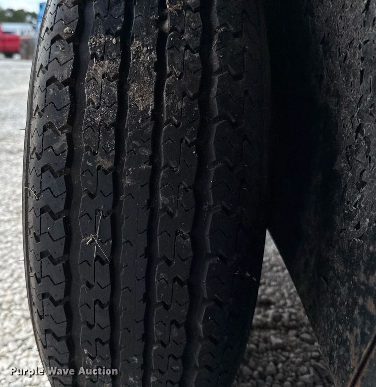 image for item ED5684 2002 W-W enclosed cargo trailer