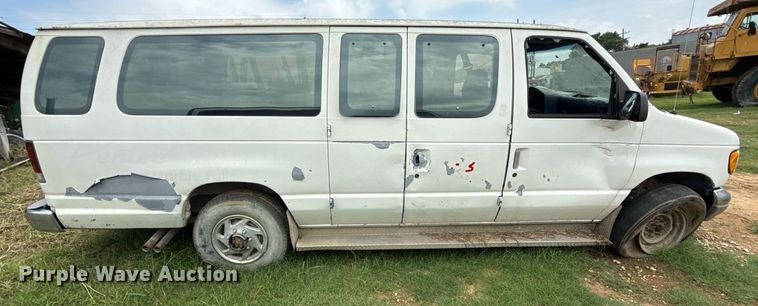 image for item ED5705 1995 Ford Club Wagon  van