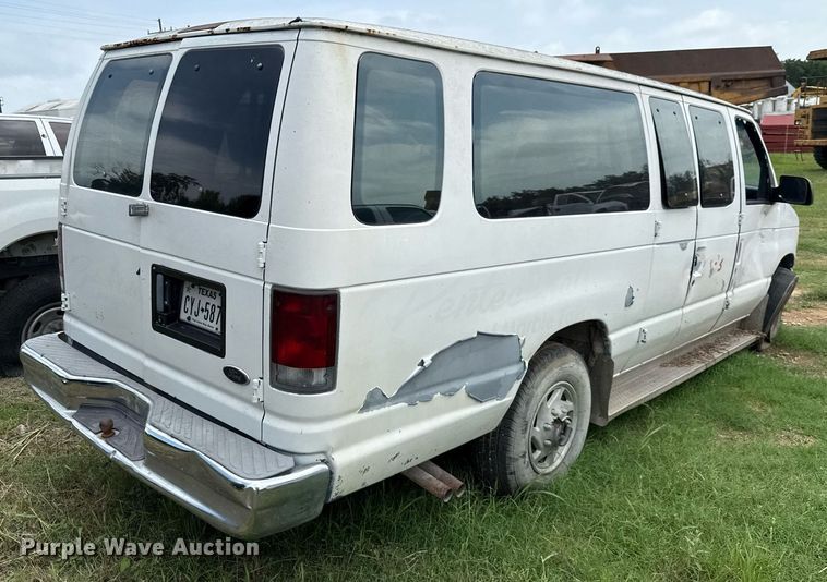 image for item ED5705 1995 Ford Club Wagon  van