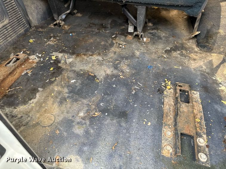 image for item ED5705 1995 Ford Club Wagon  van