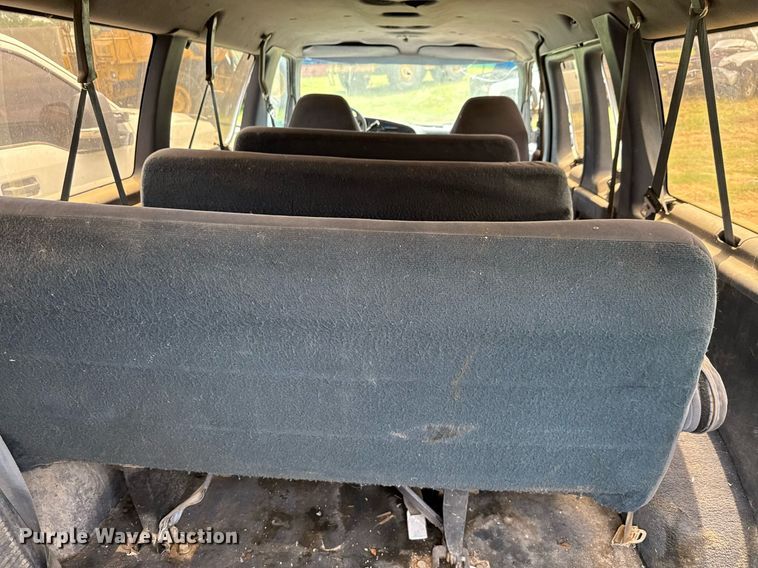 image for item ED5705 1995 Ford Club Wagon  van