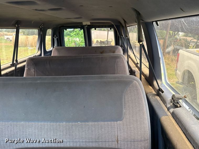 image for item ED5705 1995 Ford Club Wagon  van