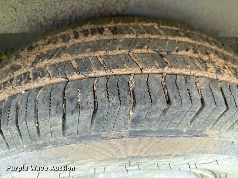 image for item ED5705 1995 Ford Club Wagon  van