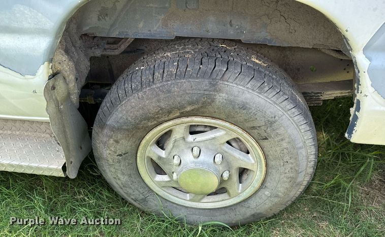 image for item ED5705 1995 Ford Club Wagon  van