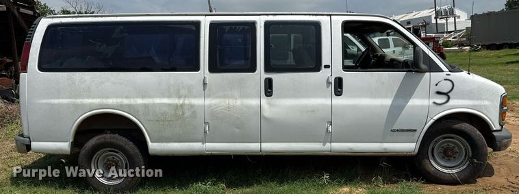 image for item ED5706 2001 Chevrolet Express 3500 van