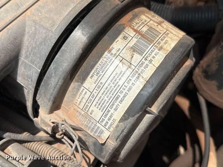 image for item ED5706 2001 Chevrolet Express 3500 van