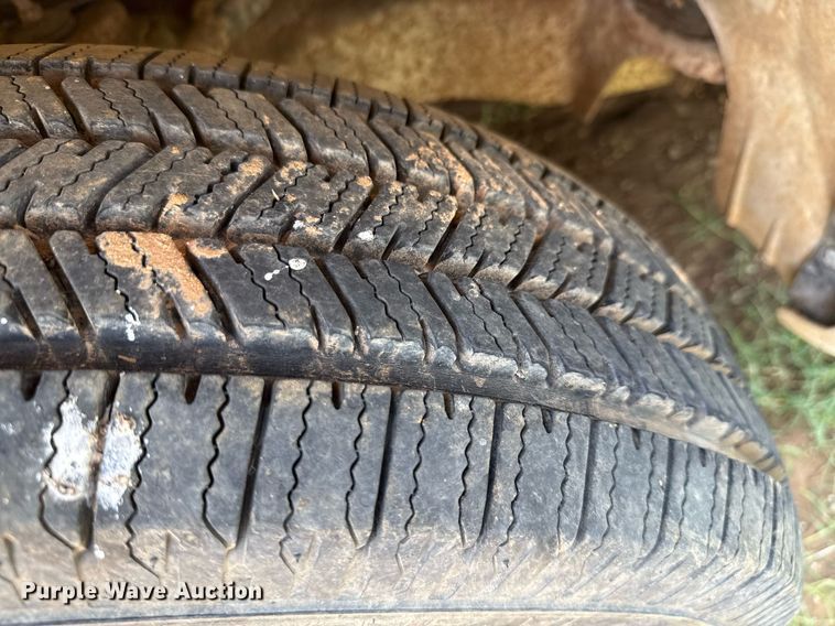 image for item ED5706 2001 Chevrolet Express 3500 van