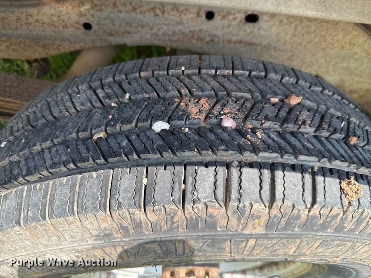 image for item ED5706 2001 Chevrolet Express 3500 van