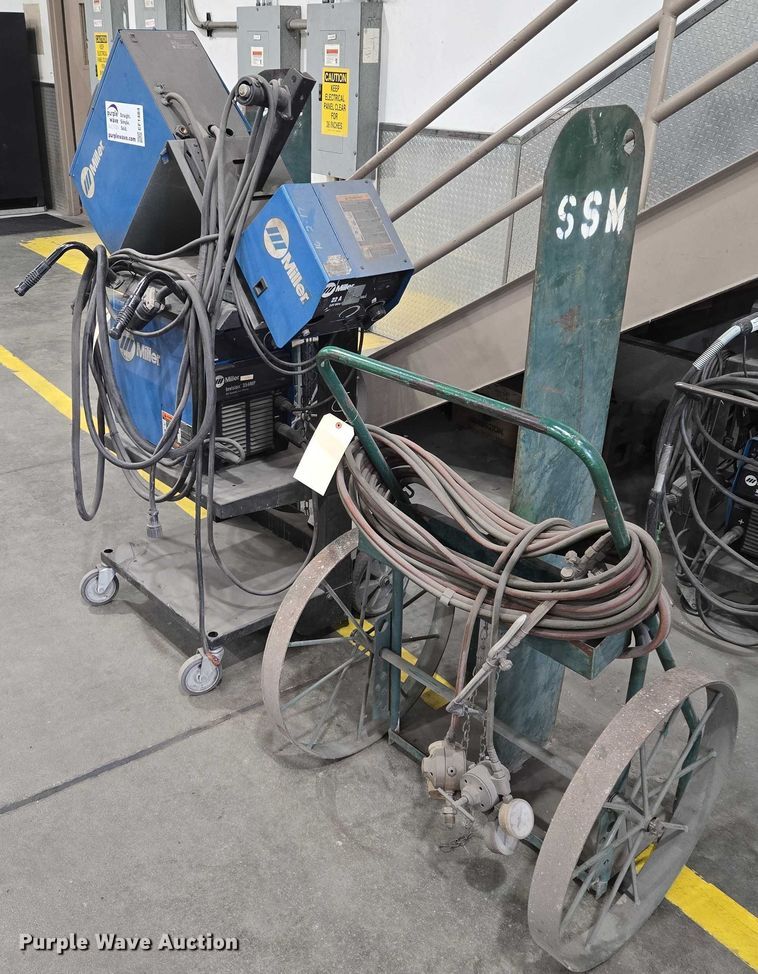 image for item EF1484 Miller Invision 354MP welder