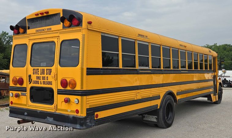 image for item EF1487 2006 Freightliner FS65 school bus