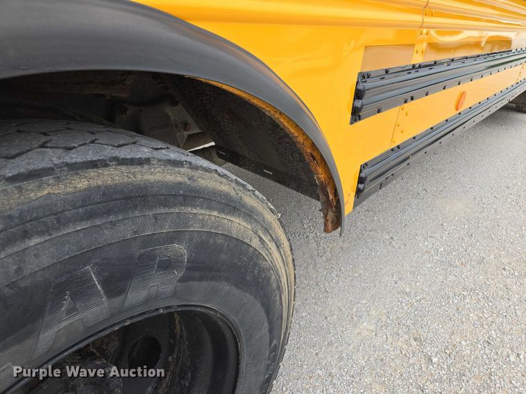 image for item EF1487 2006 Freightliner FS65 school bus