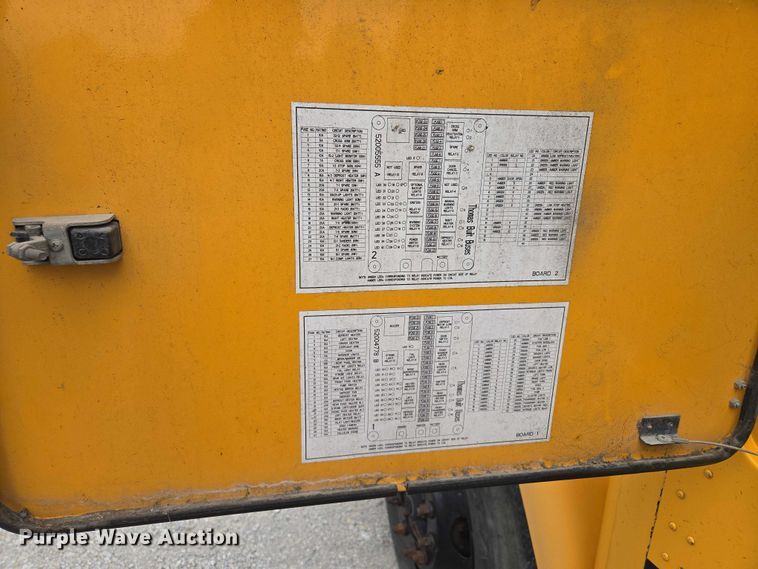 image for item EF1487 2006 Freightliner FS65 school bus