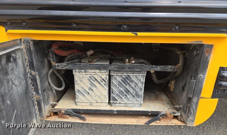 image for item EF1487 2006 Freightliner FS65 school bus