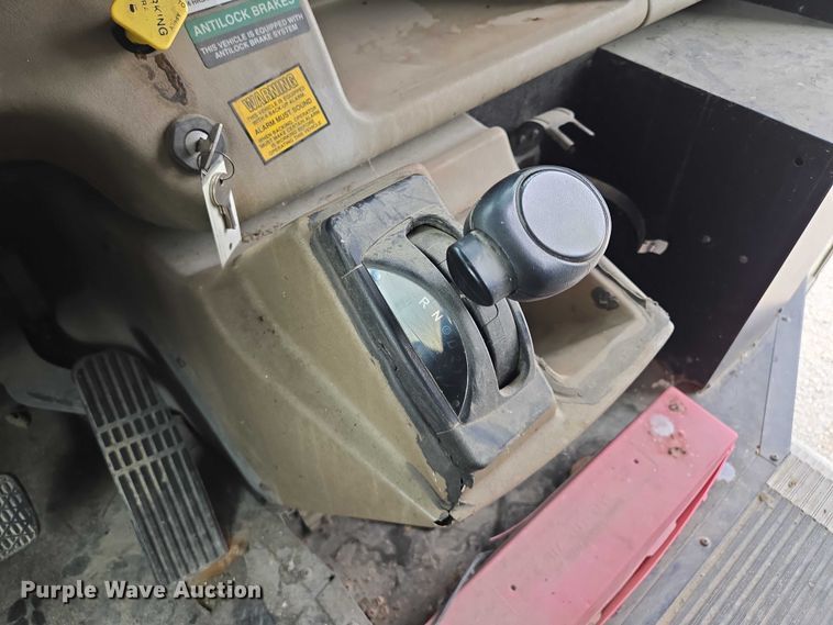 image for item EF1487 2006 Freightliner FS65 school bus