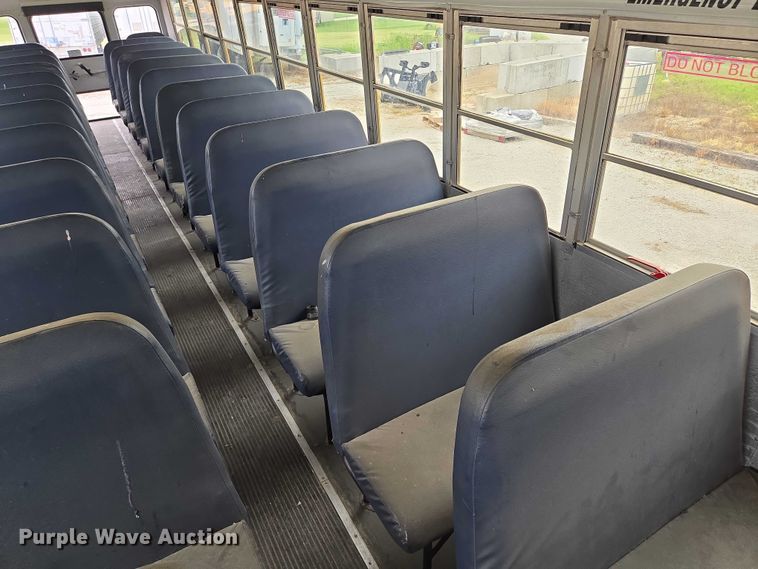 image for item EF1487 2006 Freightliner FS65 school bus