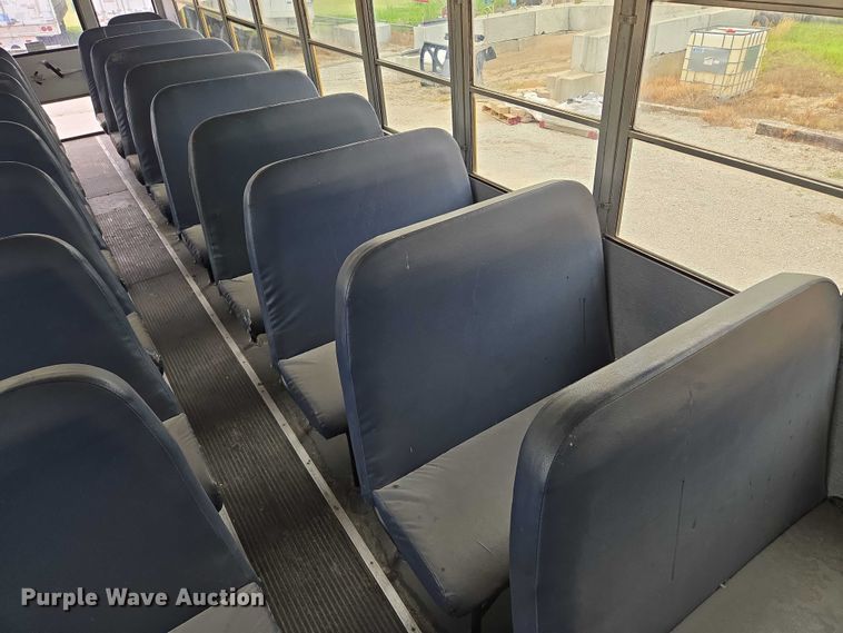 image for item EF1487 2006 Freightliner FS65 school bus