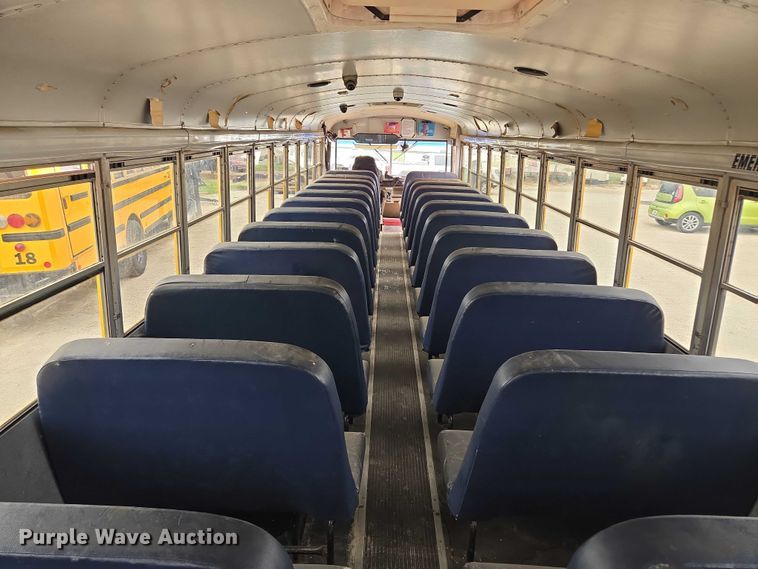 image for item EF1487 2006 Freightliner FS65 school bus